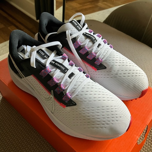 New Nike Zoom Pegasus 38 - Picture 5 of 9